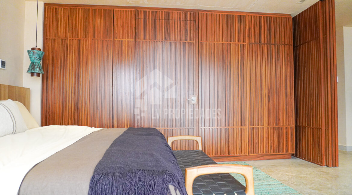 OFRENDA: Tradición Vibrante y Diseño Sublime en la Zona Romántica